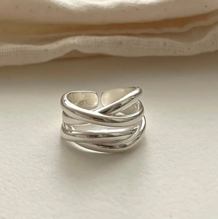 Luxury 925 Sterling Silver Intertwined Ring